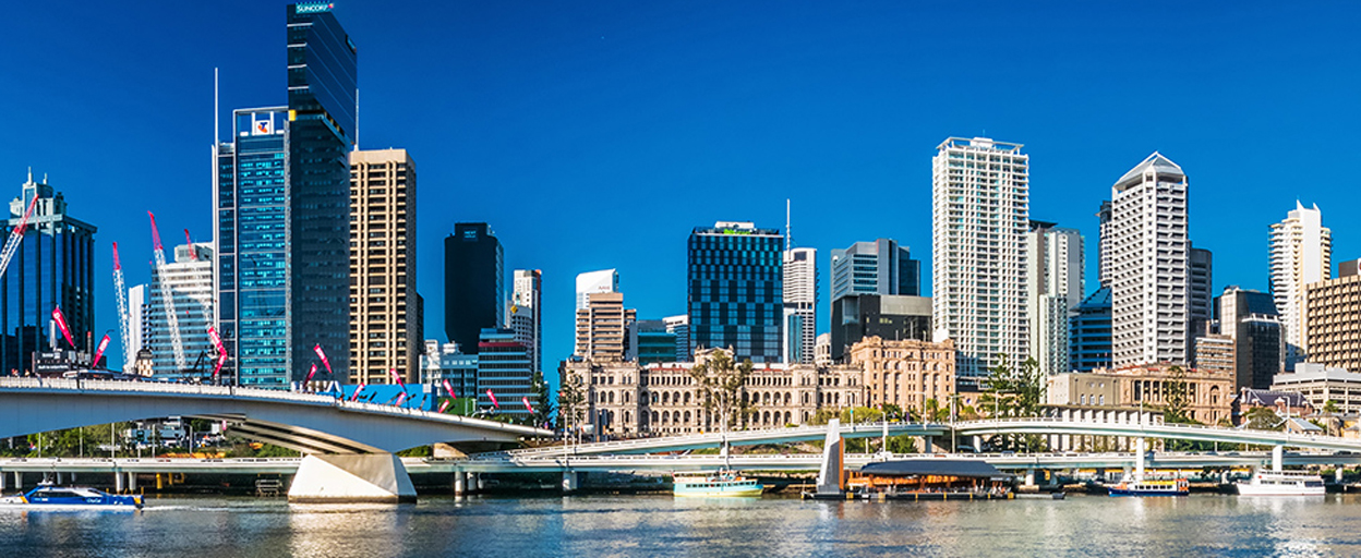 Panoramic view of Brisbane city with bridges