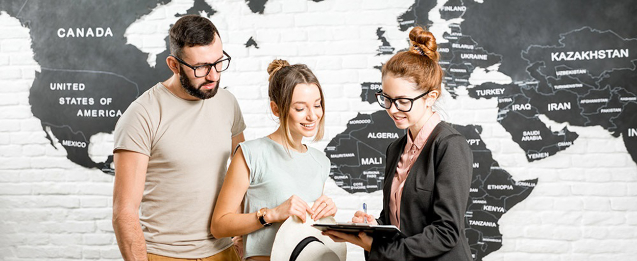 Travel agents considering a real estate career