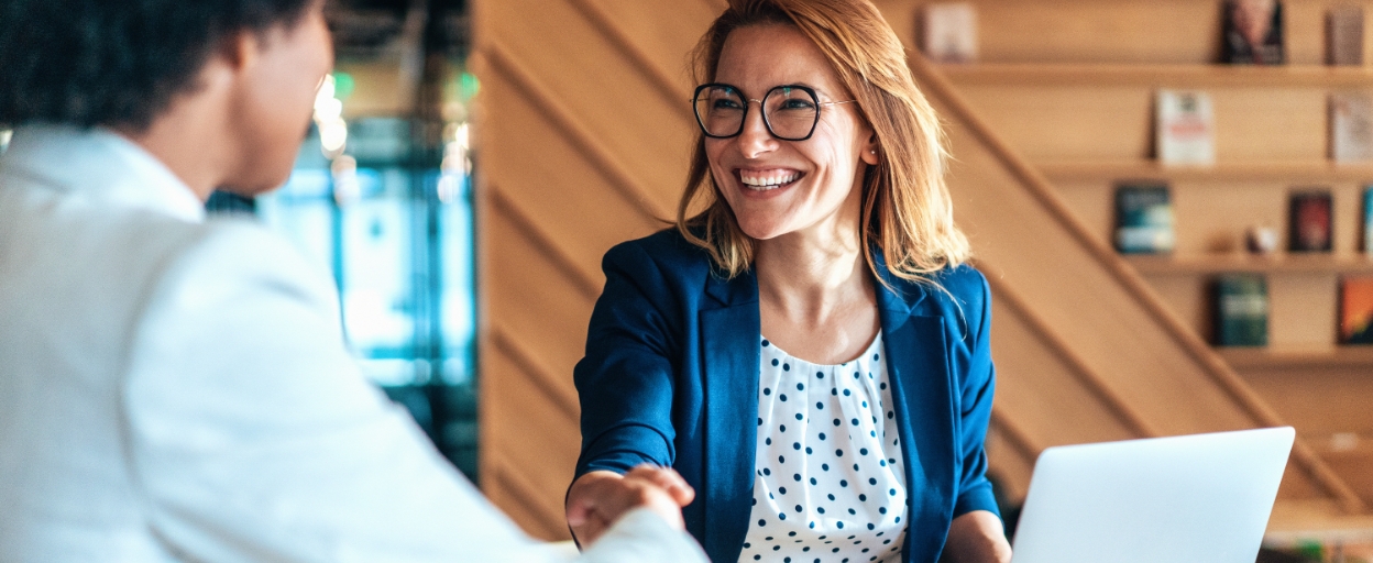 Choose the right insurance broker